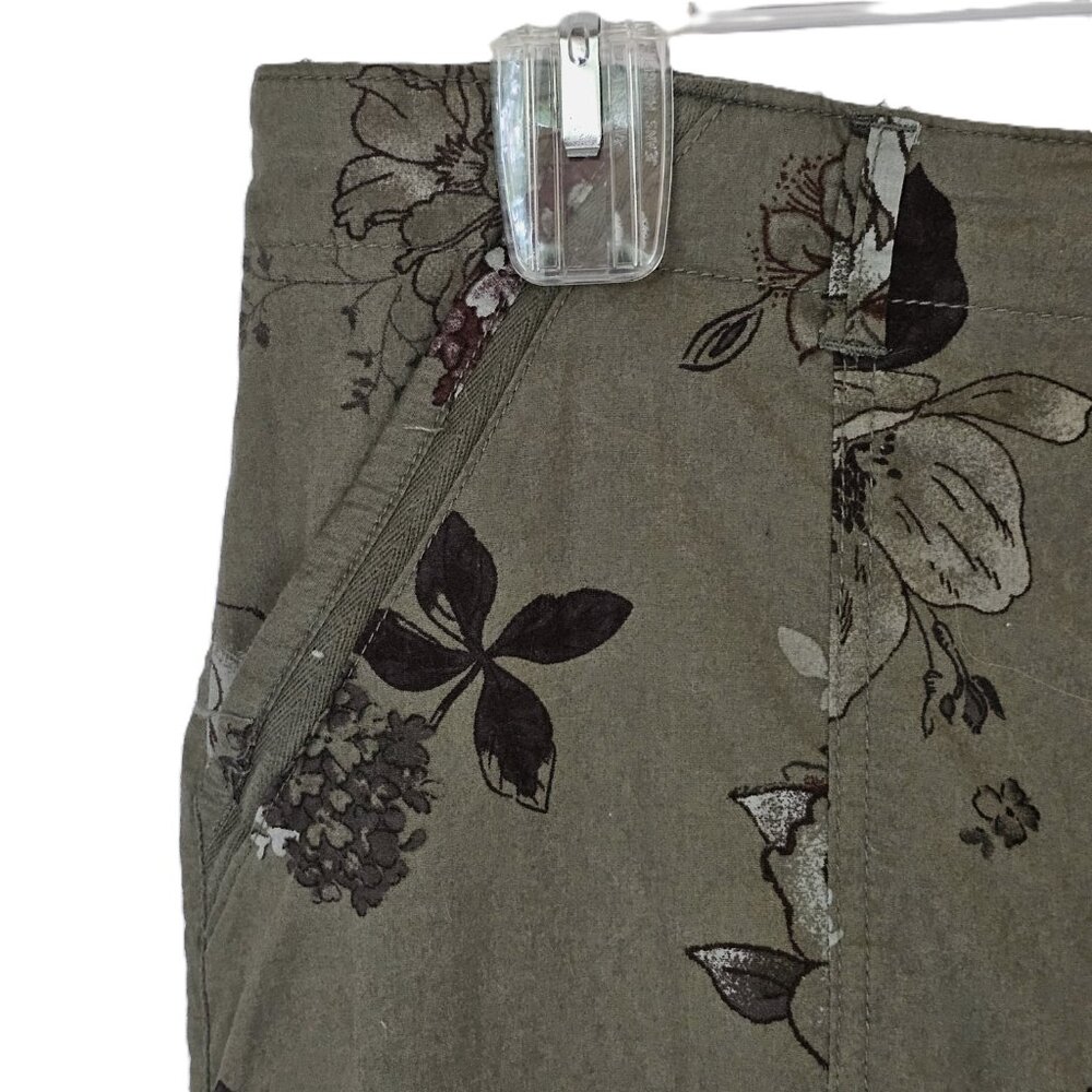 Democracy “Flex”-ellent Utility Pants – Floral Olive Green  Size 14 - Picture 6 of 16